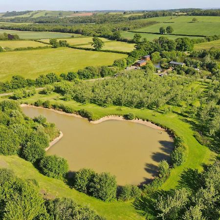 Braeburn Lodge Winkleigh 외부 사진