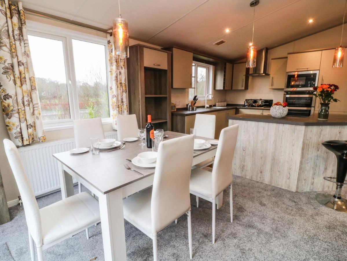 Braeburn Lodge Winkleigh 외부 사진